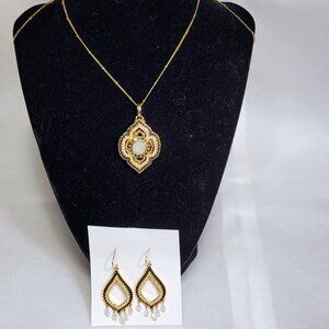Origami Owl Moroccan Necklace and Earring Set